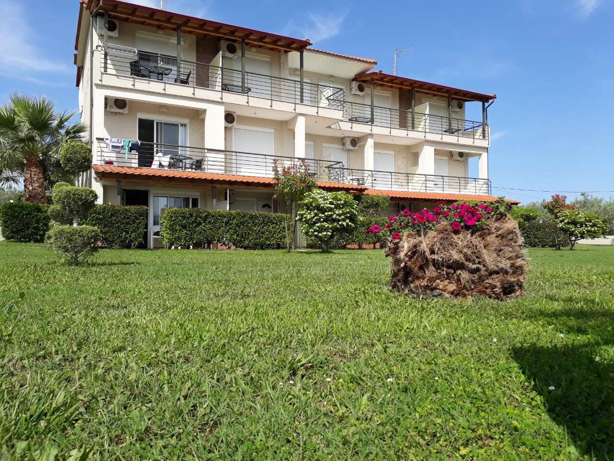 Pansion Argo Apartment Nea Moudania Exterior photo